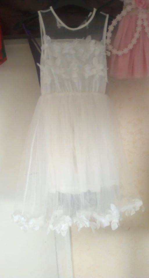 ROBE BLANCHE TAILLE L