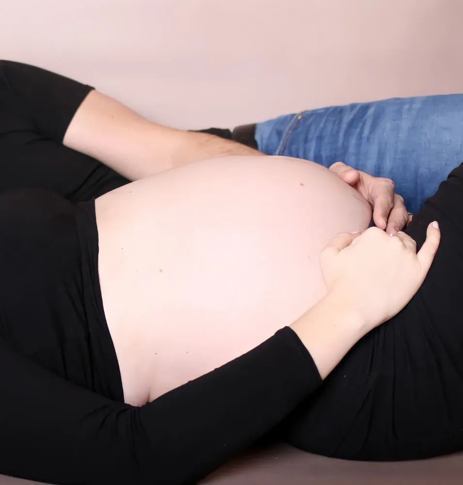grossesse-famille-attente-bebe-home-studio-dijon.jpg